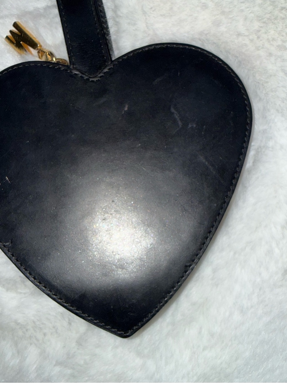Moschino Black Heart Wristlet with Gold Logo Charm - Picture 12 of 12